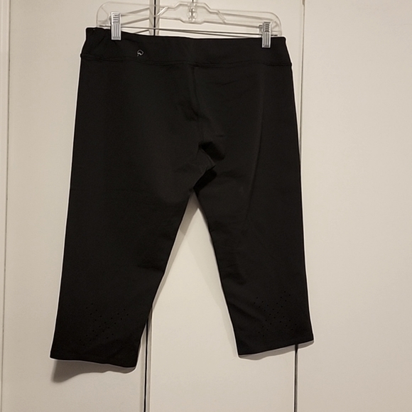 Reebox cross fit cropped leggings - Black NWT - Picture 4 of 4